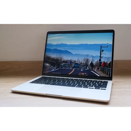 لپ تاپ 13.6 اینچی اپل مدل MacBook Air MRXQ3 2024 ZPAM38GB RAM256GB SSD (4)